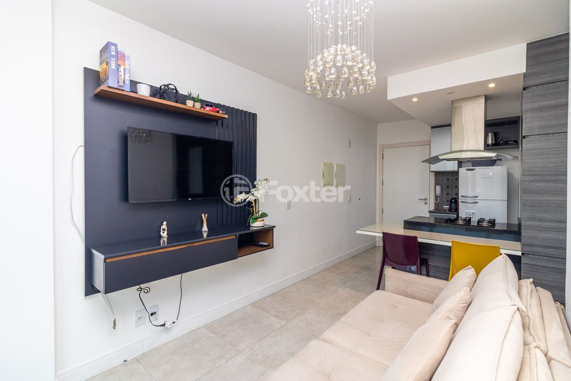 Loft/Flat para comprar em Borges de Medeiros, 2277 - foto 2