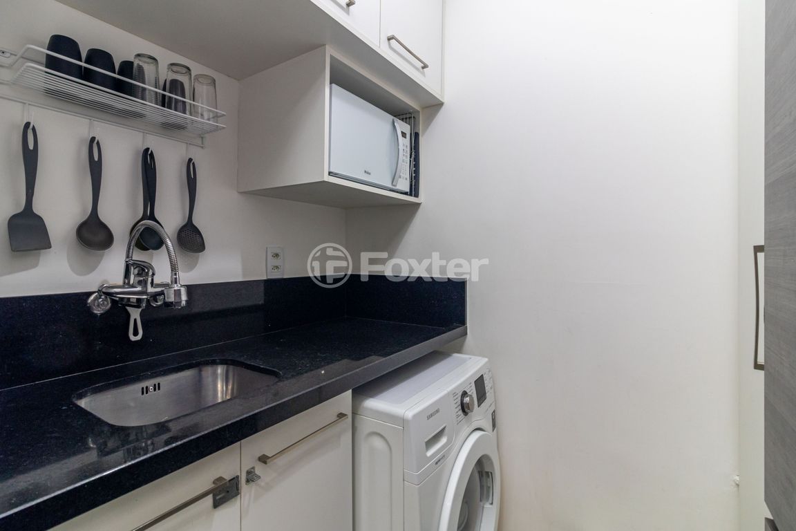 Loft/Flat para comprar em Borges de Medeiros, 2277 - foto 15