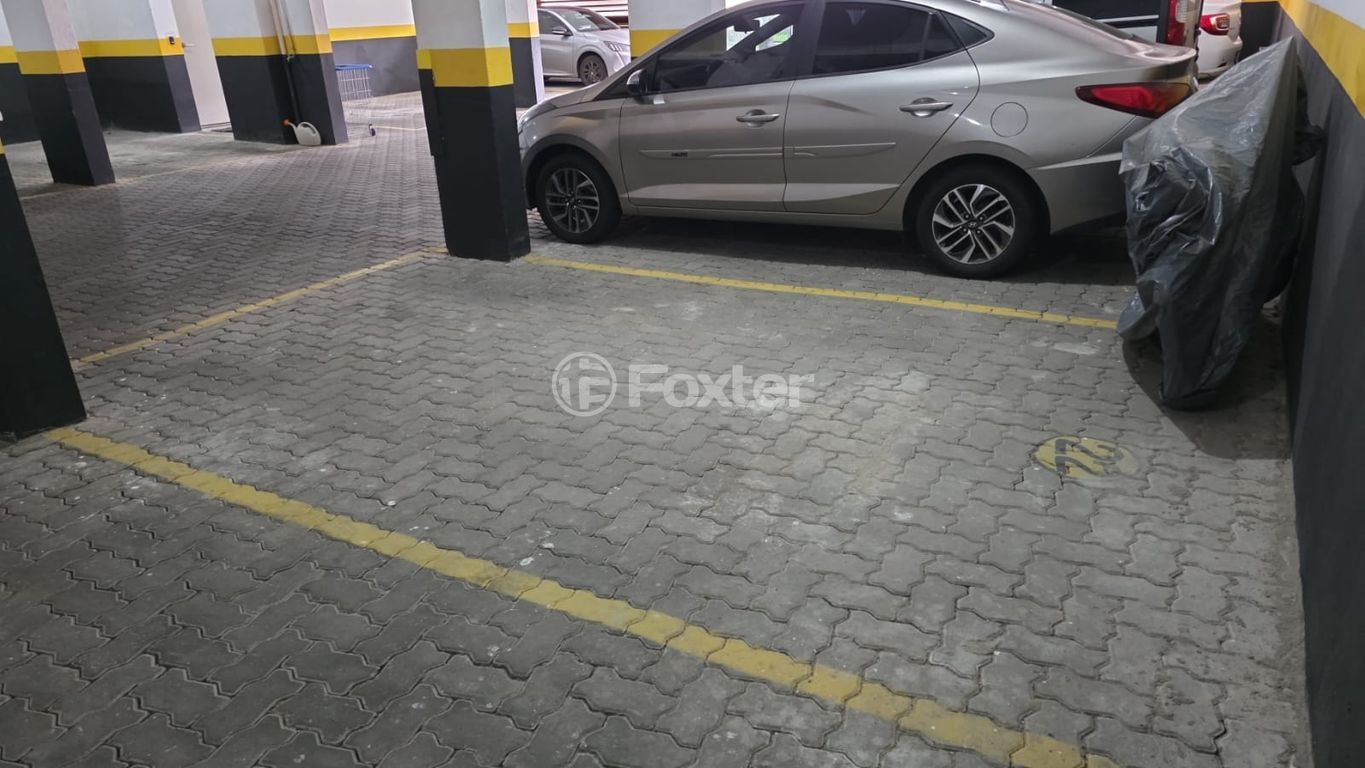 box vaga para comprar em Jardim Itu, Porto Alegre - foto 1