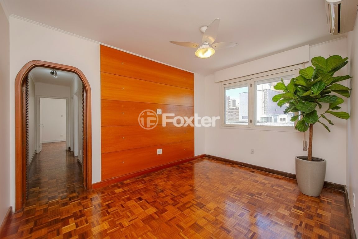 Apartamento para comprar em Auxiliadora, Porto Alegre - foto 1