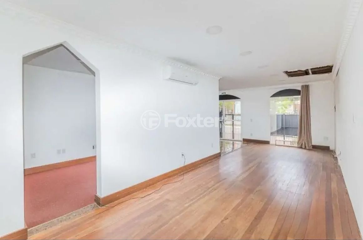 casa sobrado para comprar em Jardim Botânico, Porto Alegre - foto 1