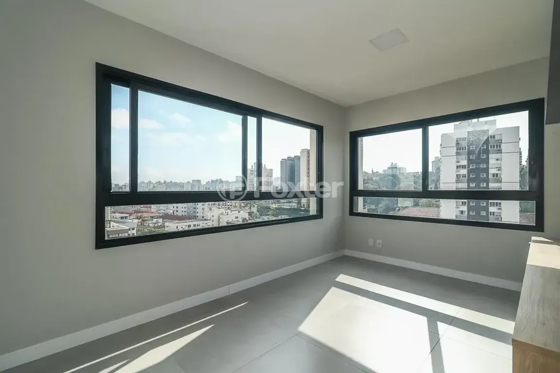 Apartamento para comprar em Rio Branco, Porto Alegre - foto 1