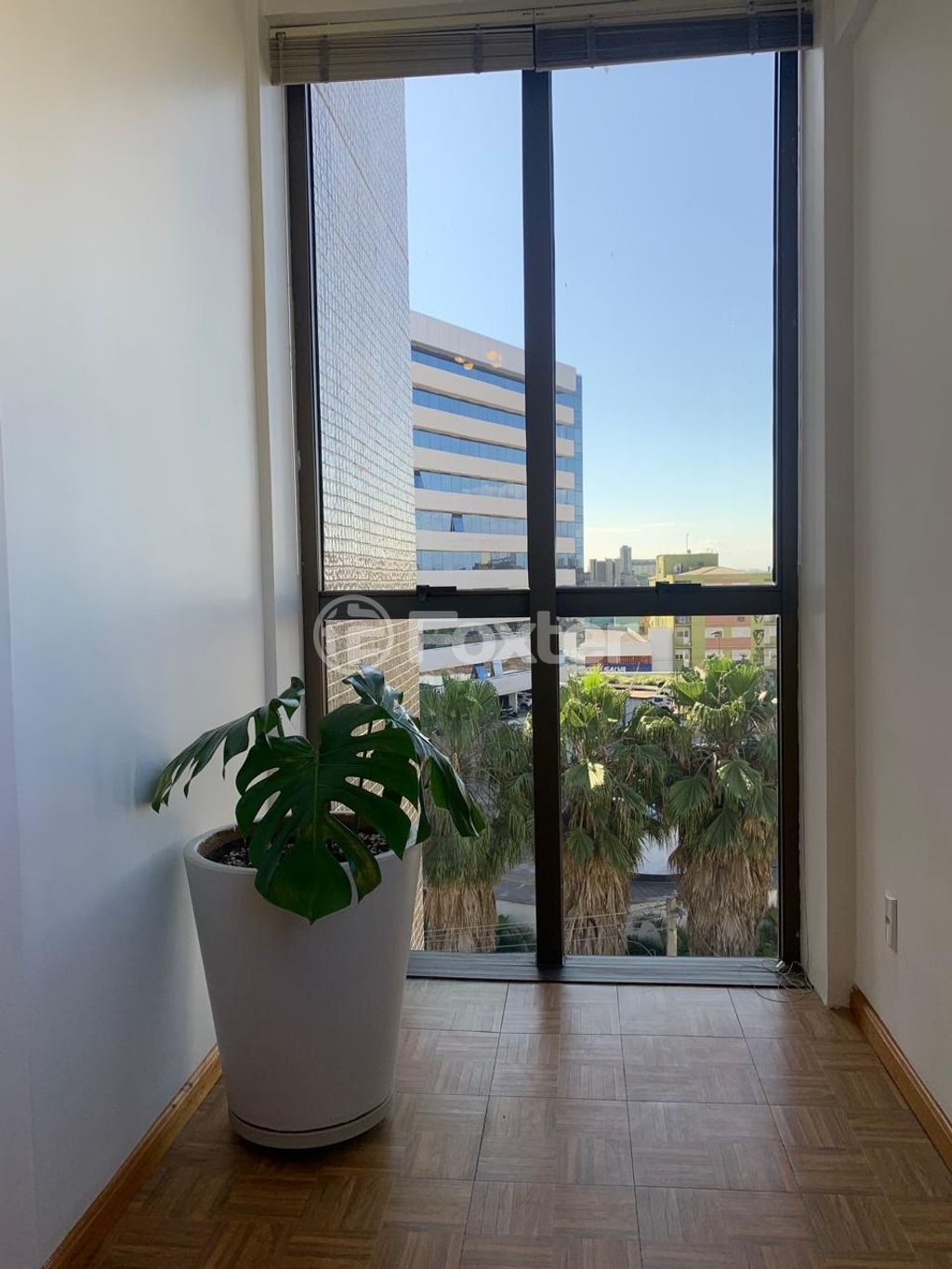 consultorio sala conjunto para comprar em Moinhos de Vento, Porto Alegre - foto 1