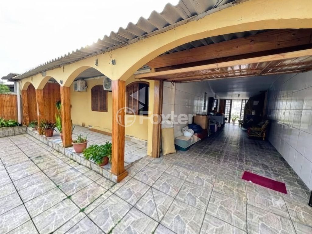 casa sobrado para comprar em Guajuviras, Canoas - foto 1