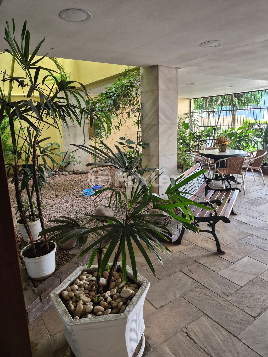 Apartamento para comprar em Rio Branco, Porto Alegre - foto 1