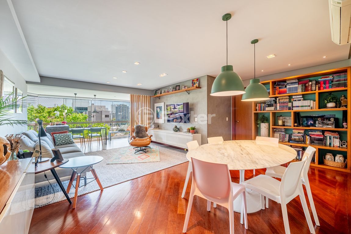 Apartamento para comprar em Rio Branco, Porto Alegre - foto 1