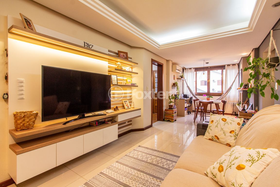 Apartamento para comprar em Passo da Areia, Porto Alegre - foto 1