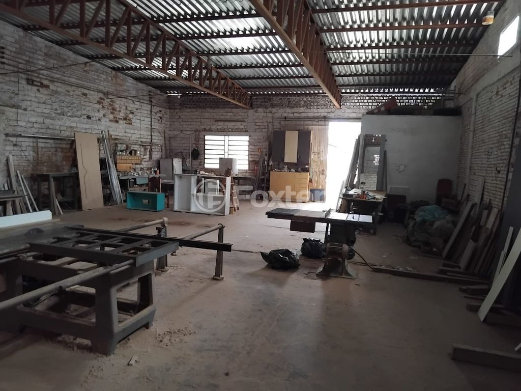 galpao deposito pavilhao para comprar em Centro, Esteio - foto 1