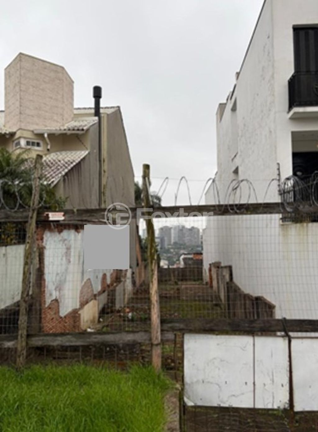 terreno lote condominio para comprar em Três Figueiras, Porto Alegre - foto 1
