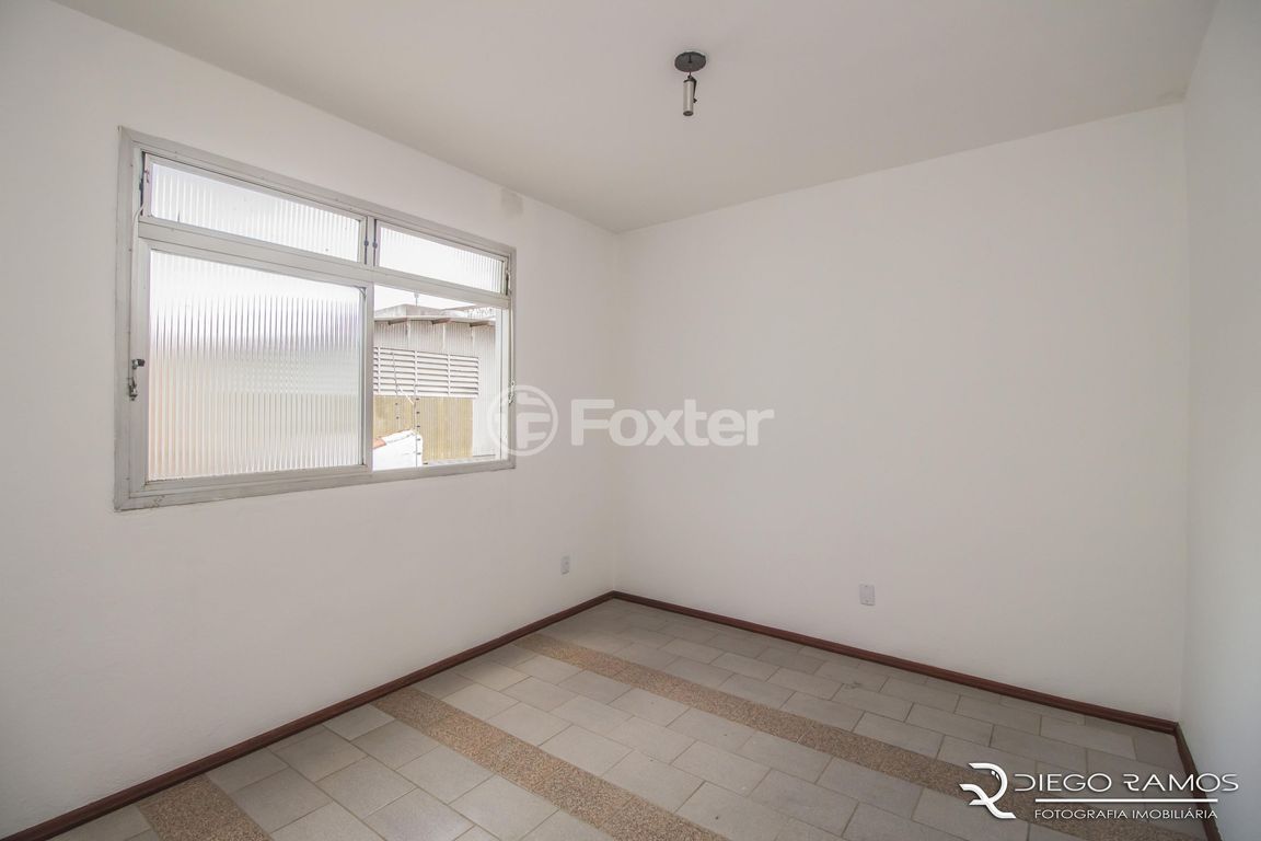 casa sobrado para comprar em Doutor Sebastião Leão, 233 - foto 9