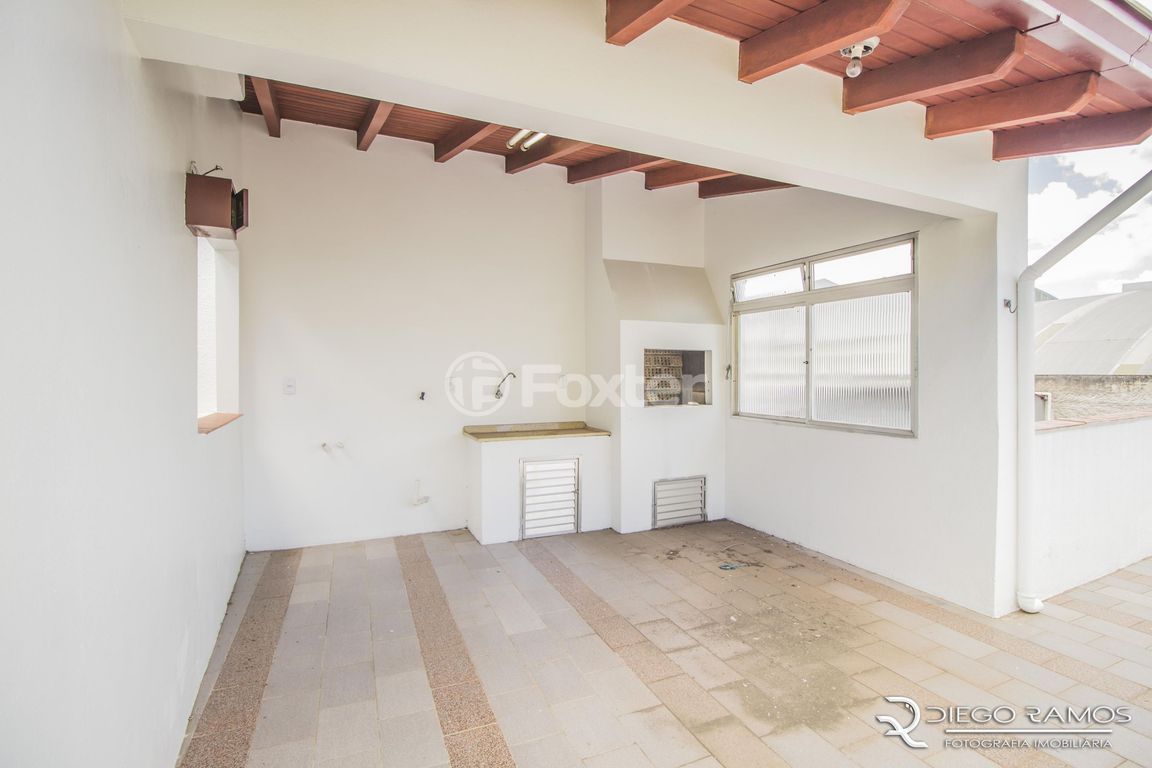 casa sobrado para comprar em Doutor Sebastião Leão, 233 - foto 27