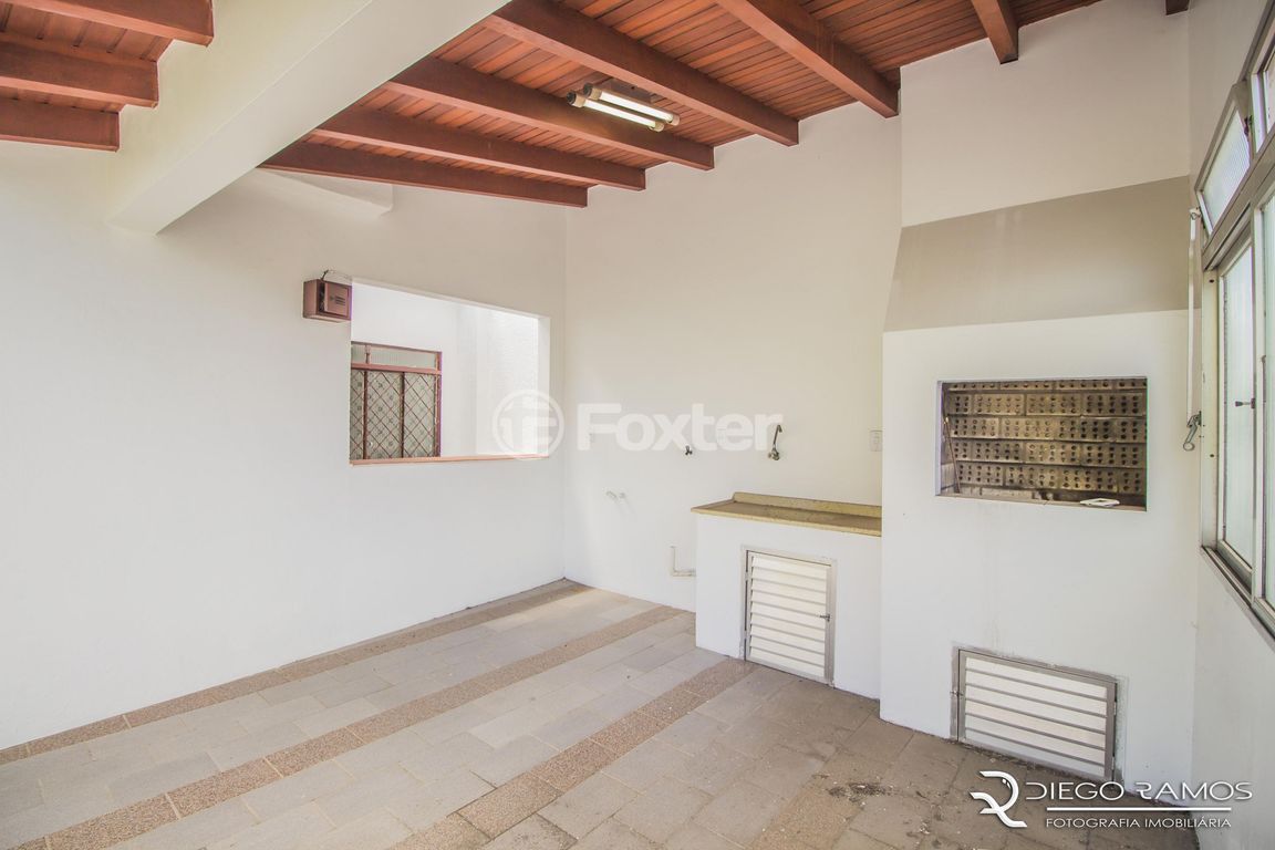 casa sobrado para comprar em Doutor Sebastião Leão, 233 - foto 28