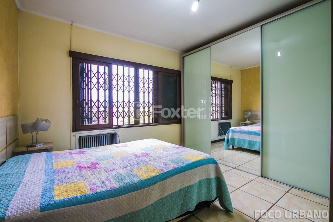 casa sobrado para comprar em Ângelo Passuelo, 79 - foto 7