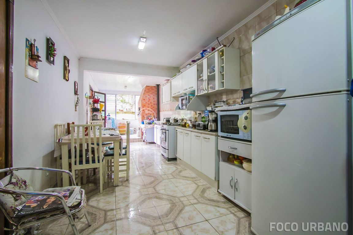 casa sobrado para comprar em Ângelo Passuelo, 79 - foto 19