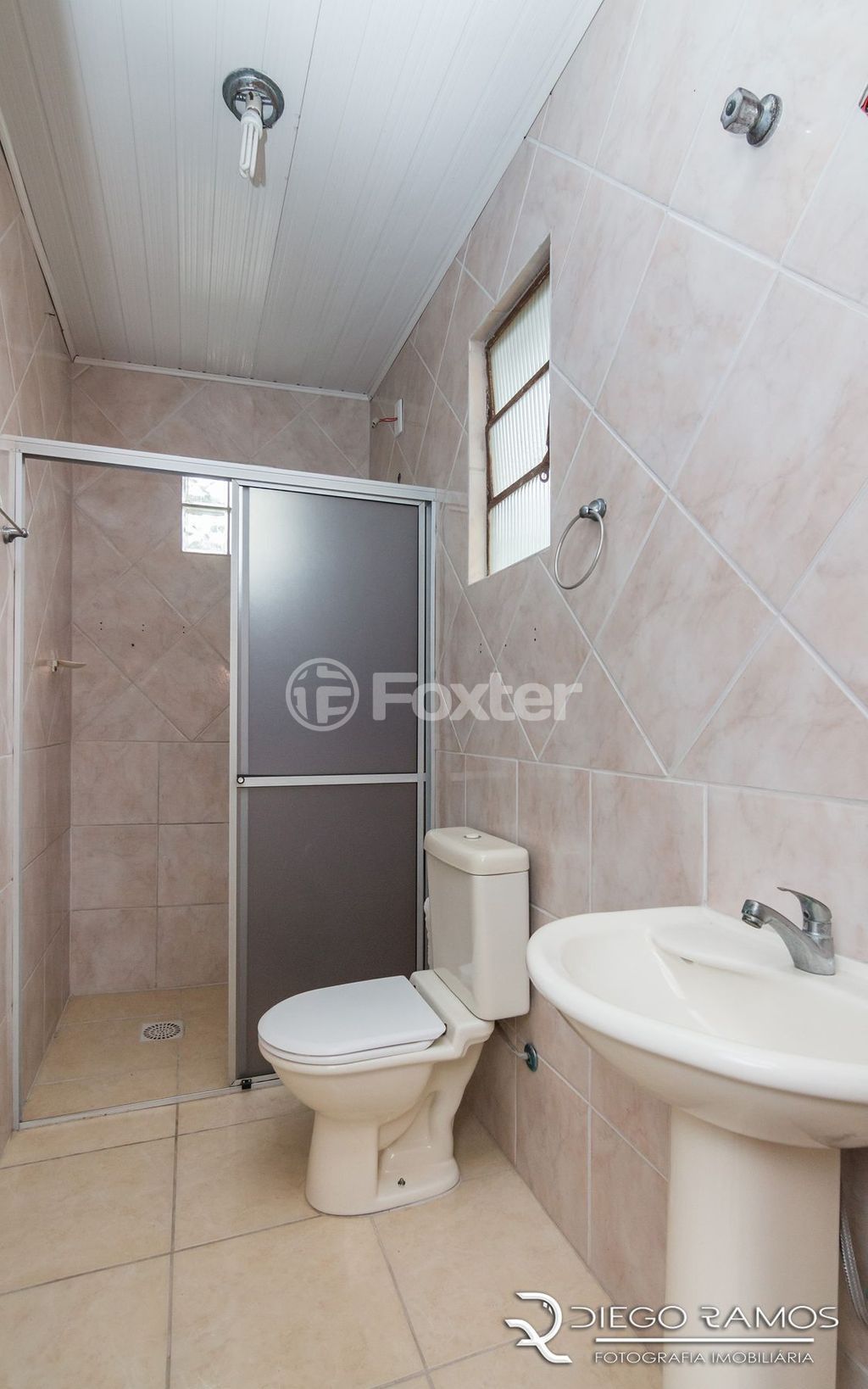 casa sobrado para comprar em André Primo Biazetto, 382 - foto 22