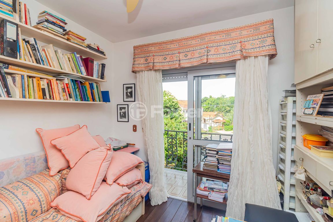 casa sobrado para comprar em Felipe Varela, 268 - foto 18