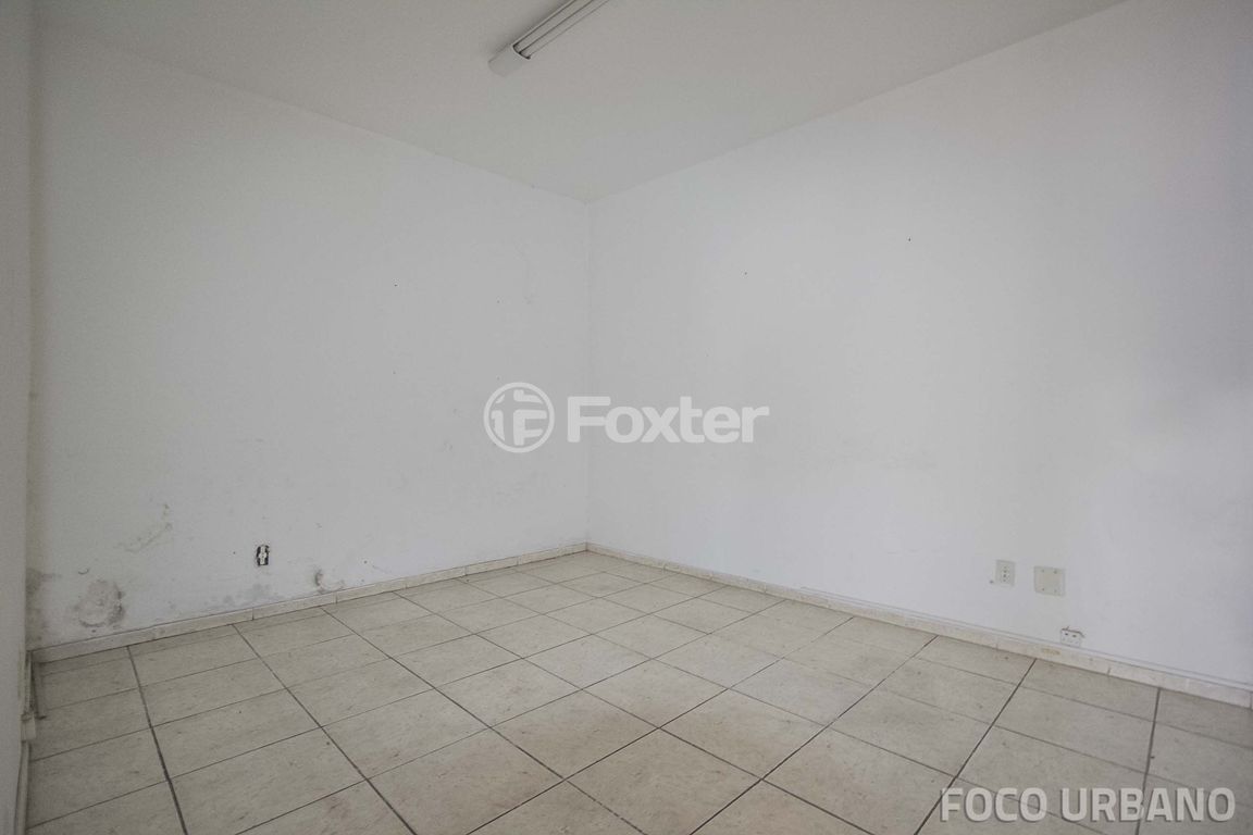 Prédio para comprar em CARLOS GOMES, 2119 - foto 8