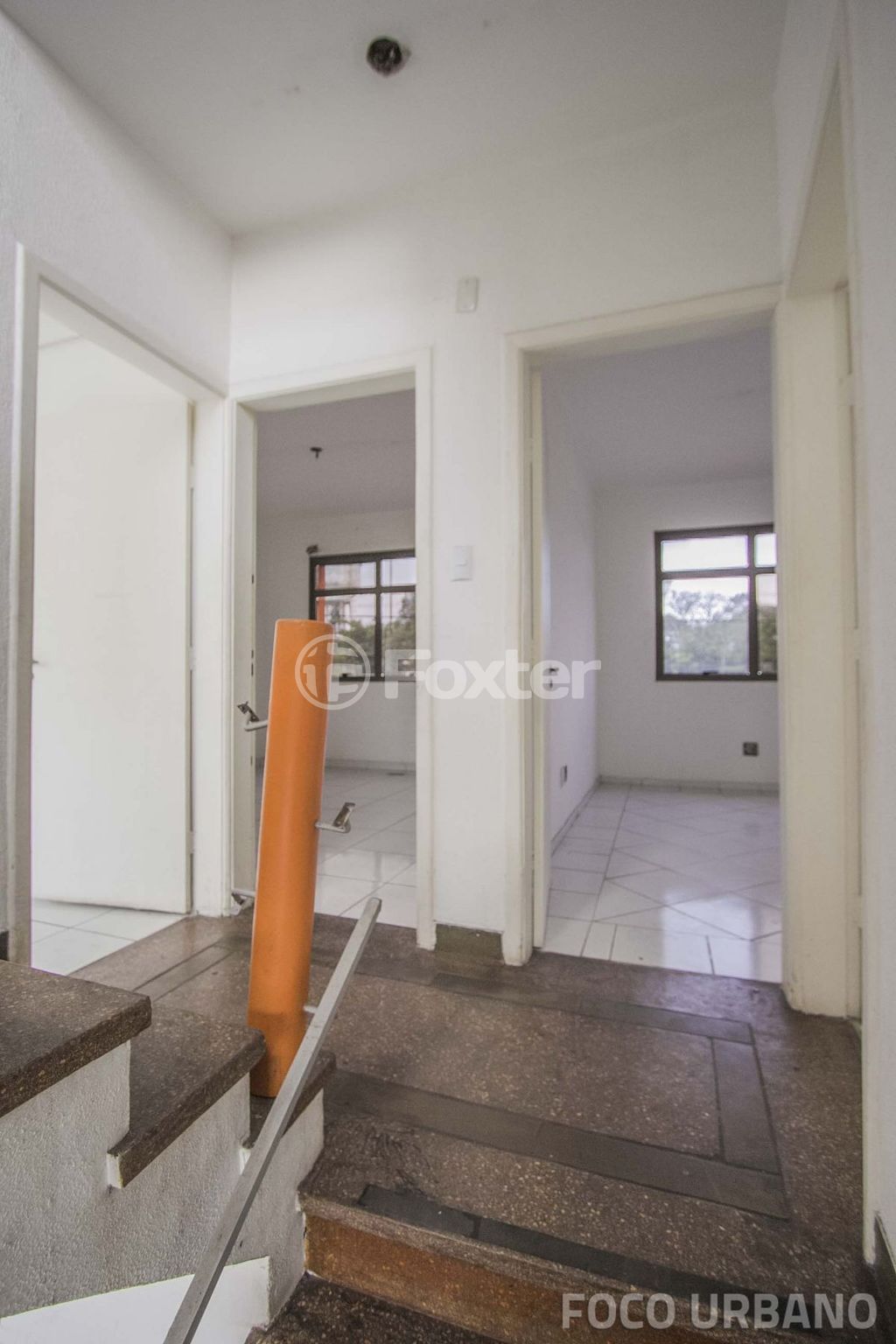 Prédio para comprar em CARLOS GOMES, 2119 - foto 18