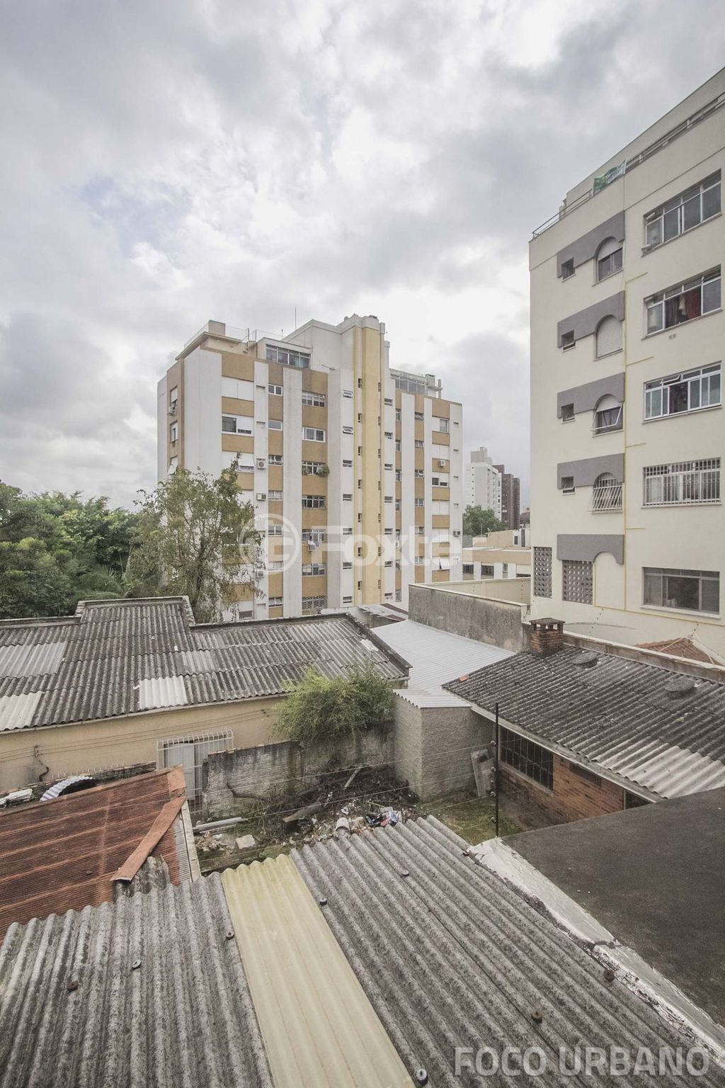 Prédio para comprar em CARLOS GOMES, 2119 - foto 40