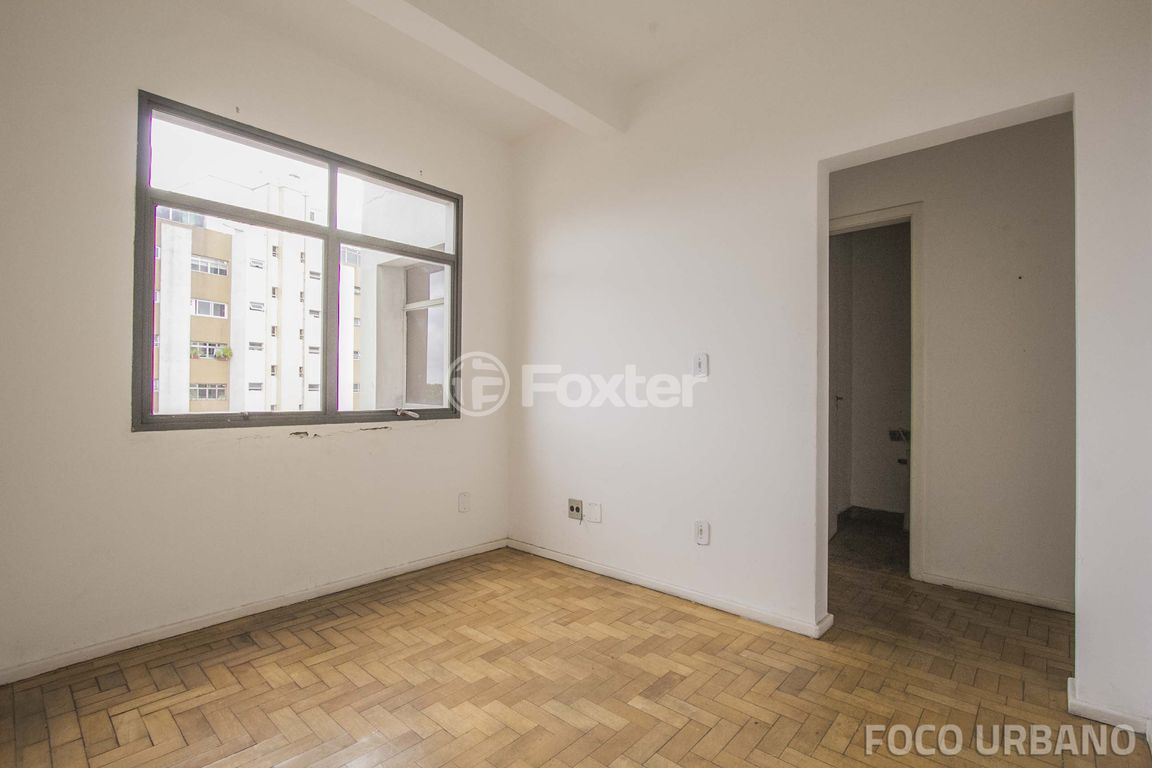 Prédio para comprar em CARLOS GOMES, 2119 - foto 43