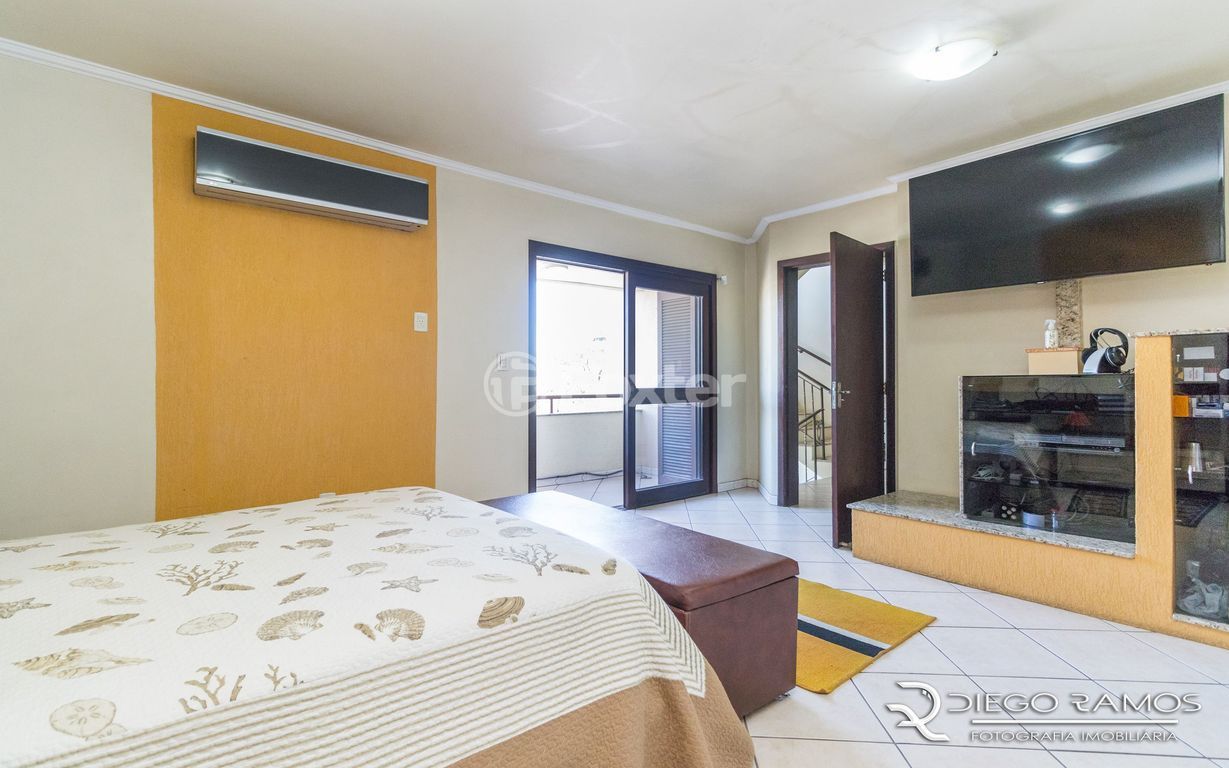 casa sobrado para comprar em Martins Bastos, 704 - foto 15