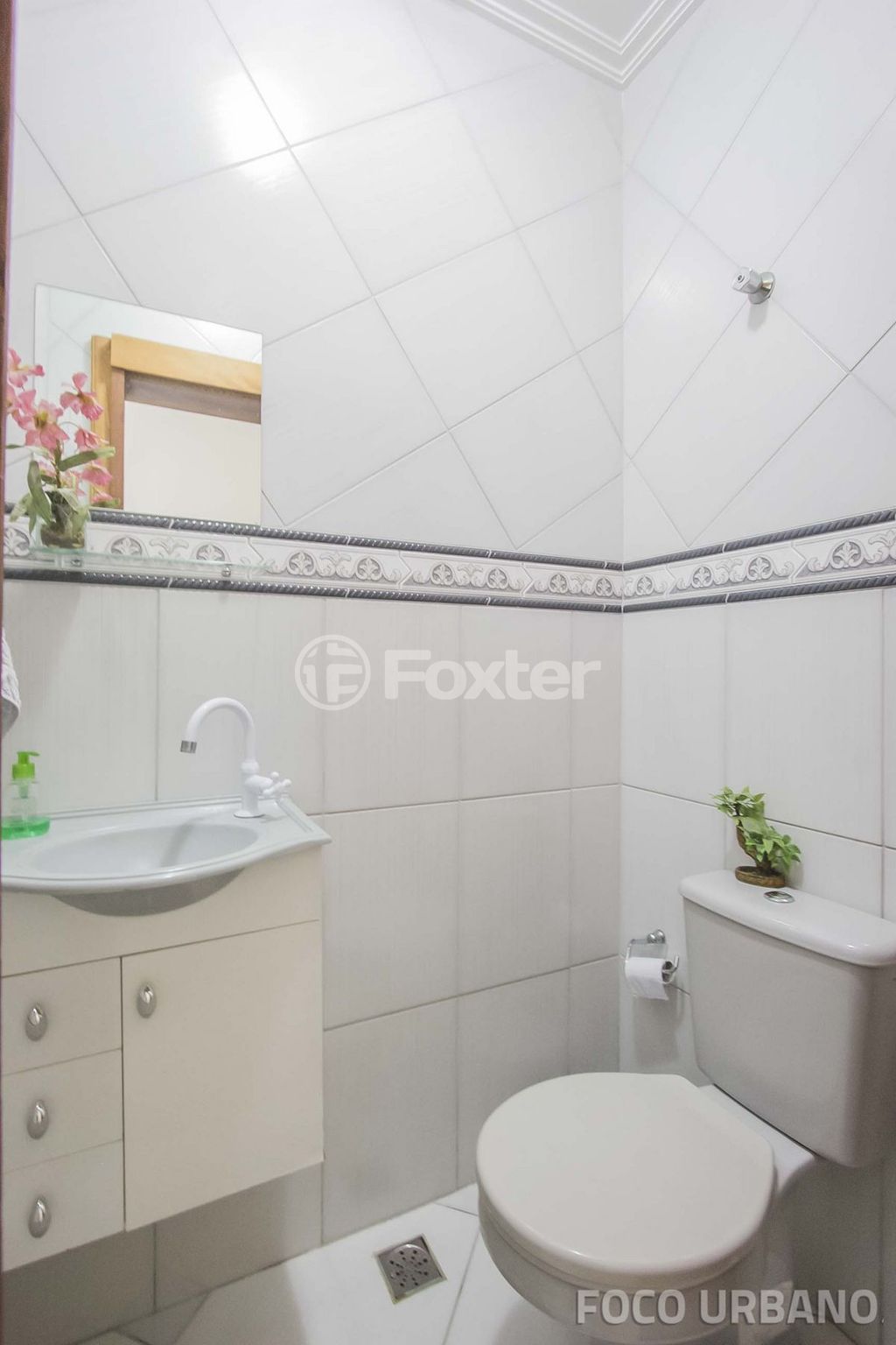 casa sobrado para comprar em Veador Porto, 700 - foto 10