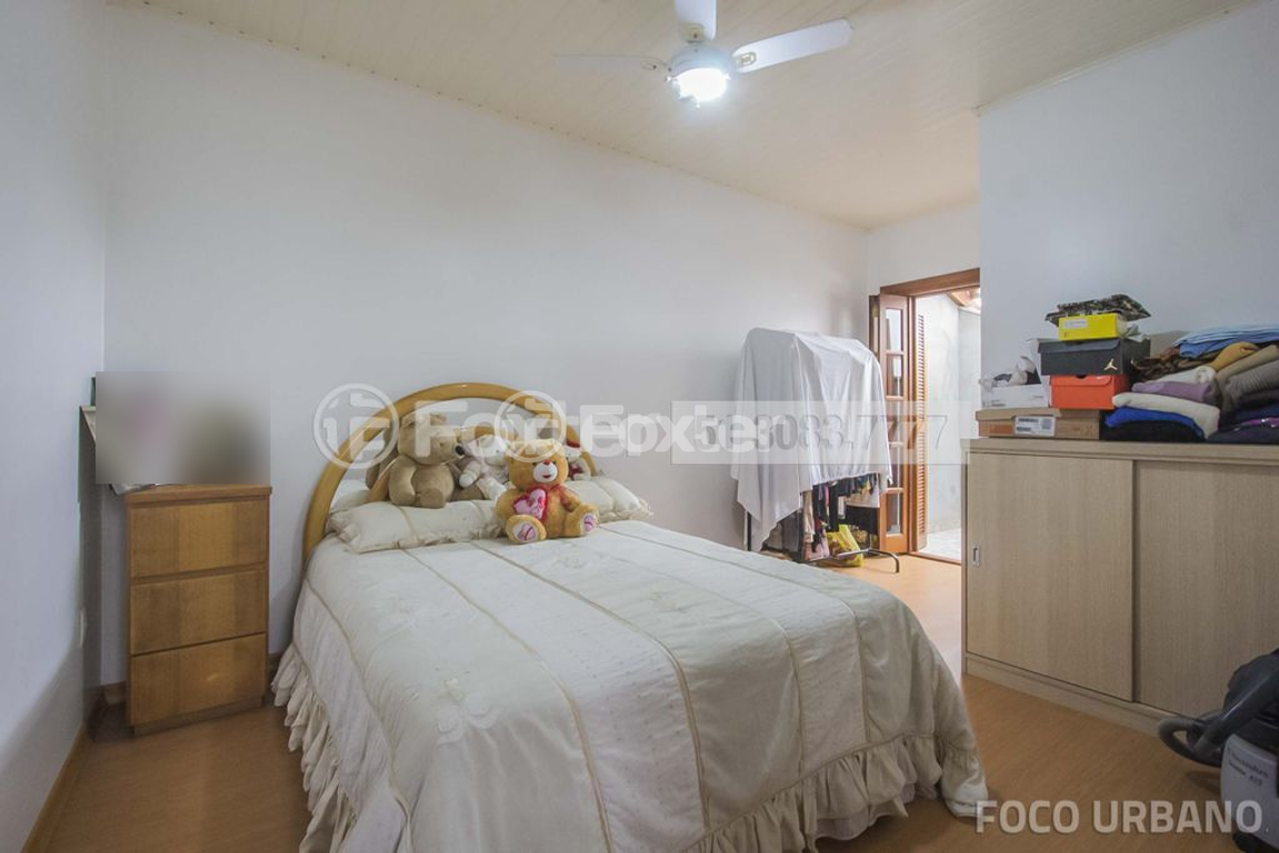 casa sobrado para comprar em Veador Porto, 700 - foto 17