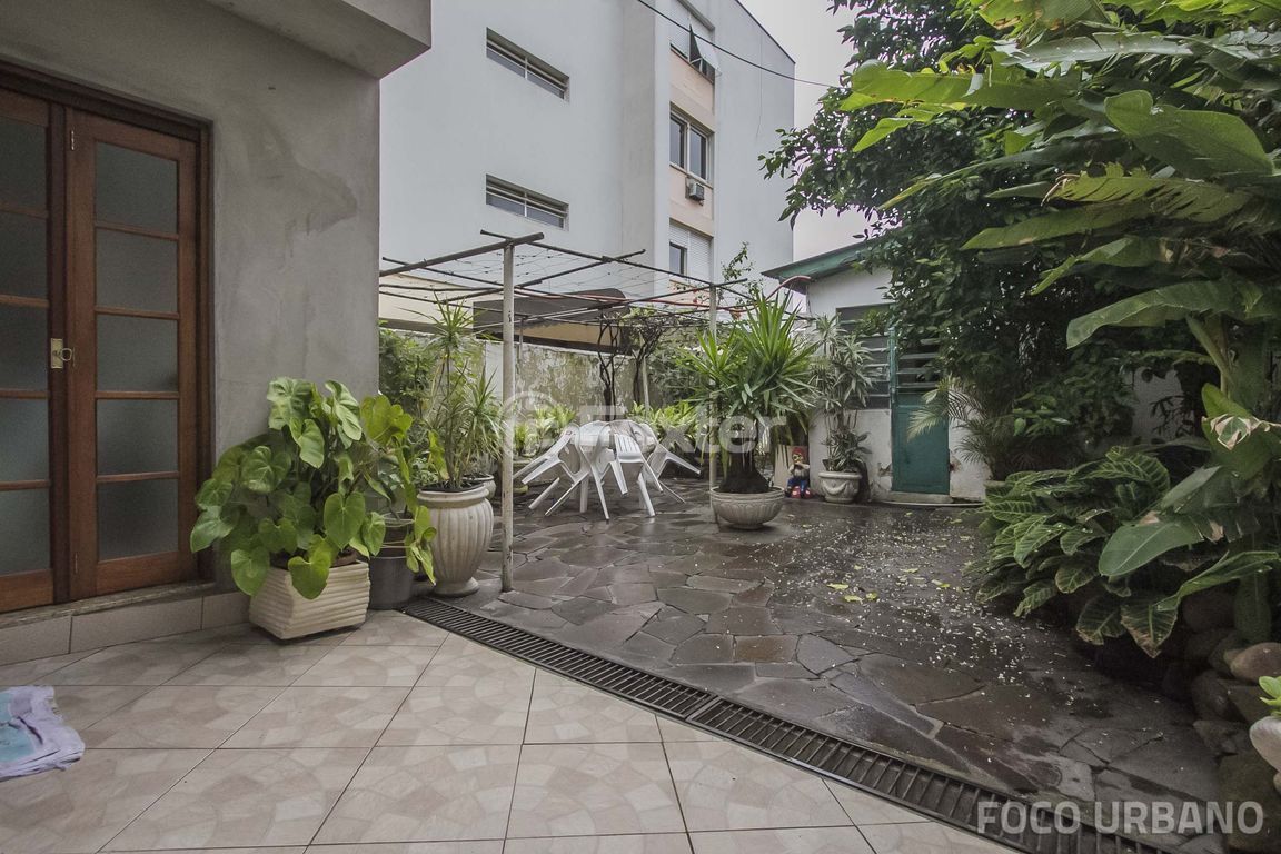 casa sobrado para comprar em Veador Porto, 700 - foto 29