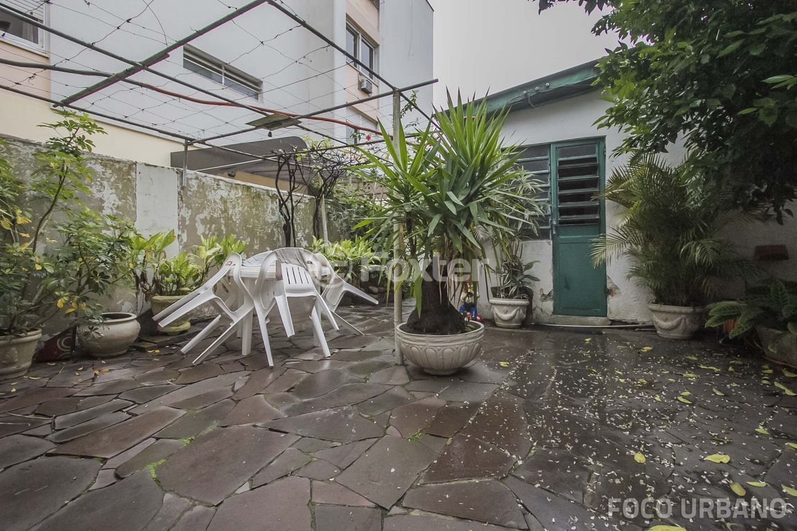 casa sobrado para comprar em Veador Porto, 700 - foto 30