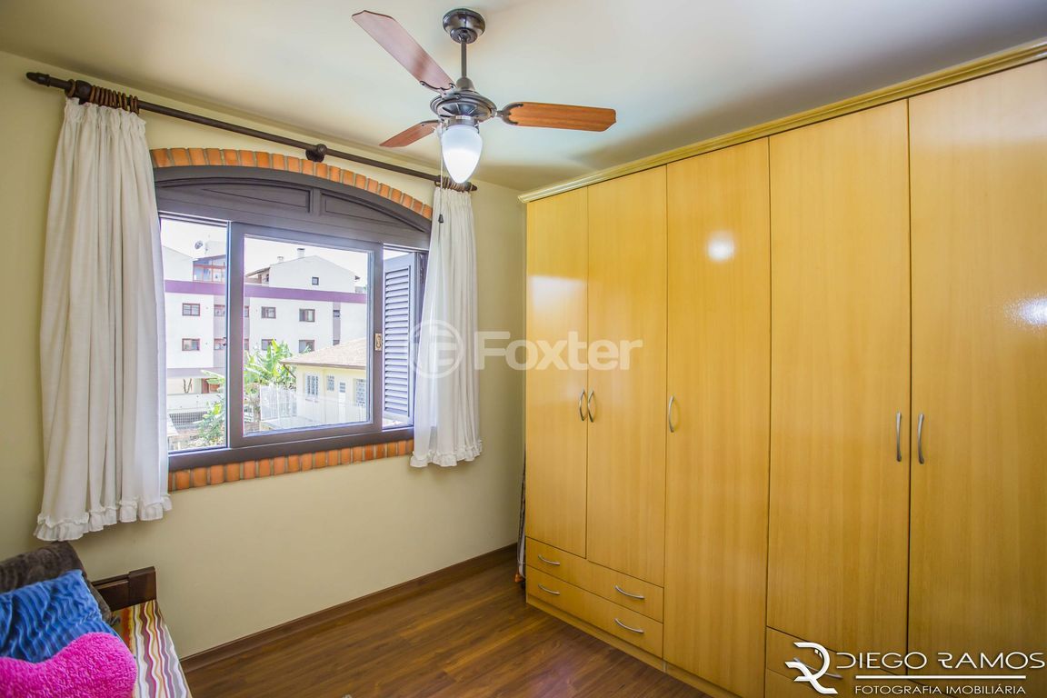 casa sobrado para comprar em Inhanduí, 340 - foto 17