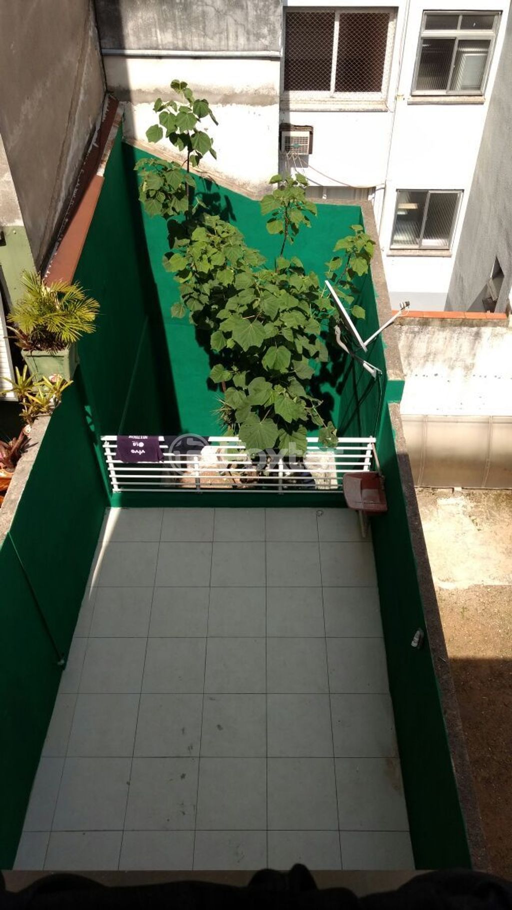 Prédio para comprar em João Guimarães, 369 - foto 8