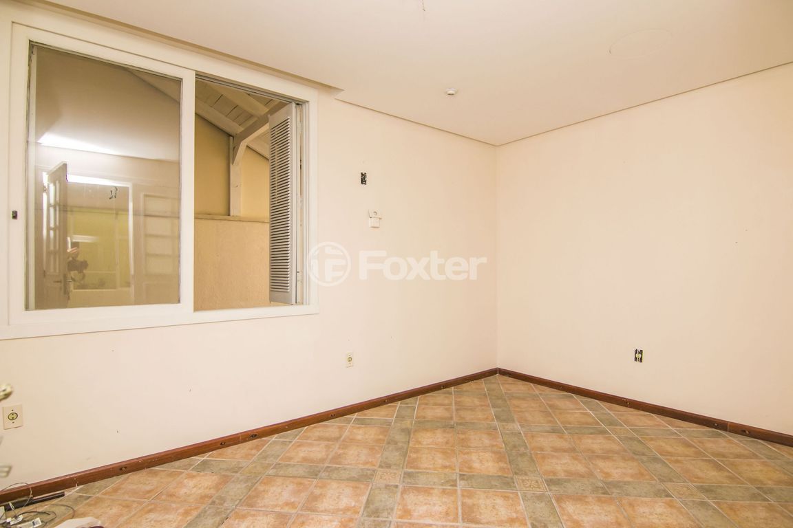 casa sobrado para comprar em Doutor Benjamin Camozato, 55 - foto 12