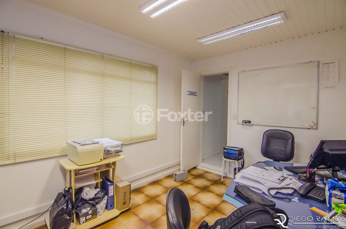 Prédio para comprar em Coronel Aparício Borges, 734 - foto 32