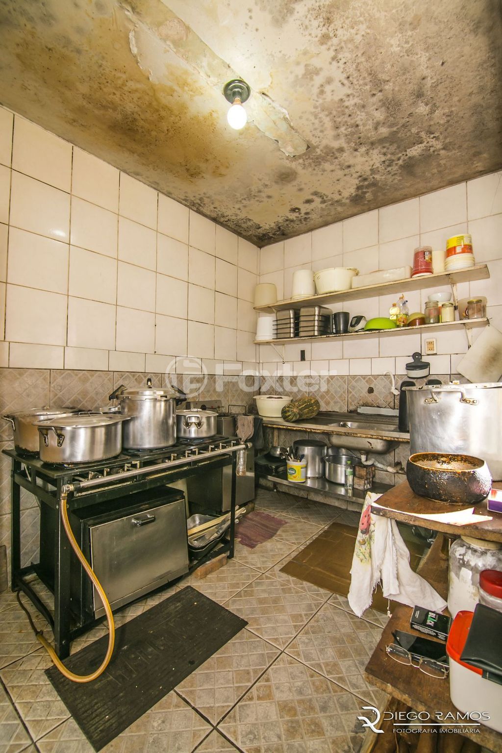 Prédio para comprar em Demétrio Ribeiro, 868 - foto 19