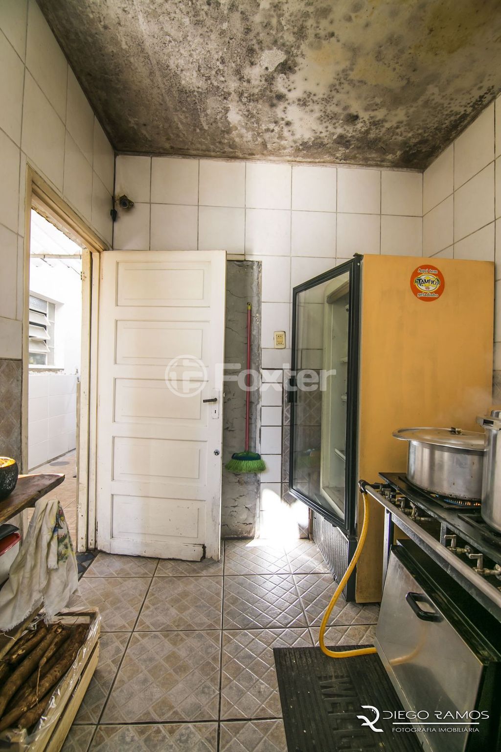 Prédio para comprar em Demétrio Ribeiro, 868 - foto 20