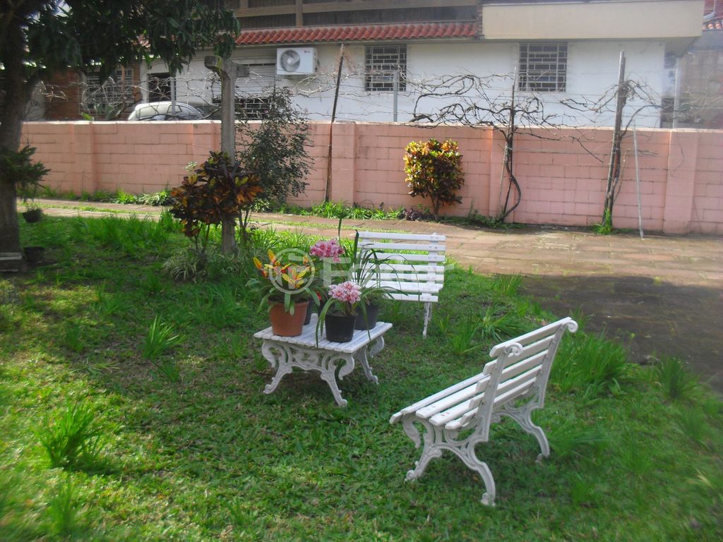 casa sobrado para comprar em Itapitocaí, 725 - foto 9