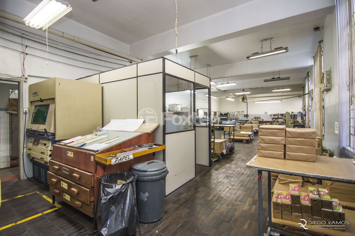 Prédio para comprar em Pátria, 493 - foto 14
