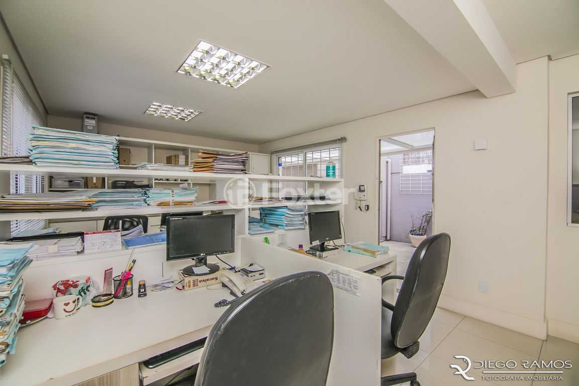 casa sobrado para comprar em Grão Pará, 381 - foto 17