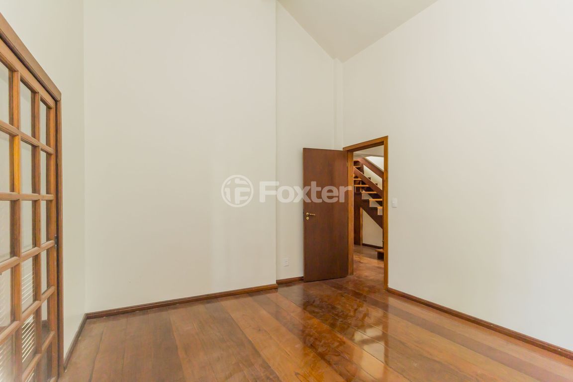 casa sobrado para comprar em Rachel Wolfrid, 220 - foto 18
