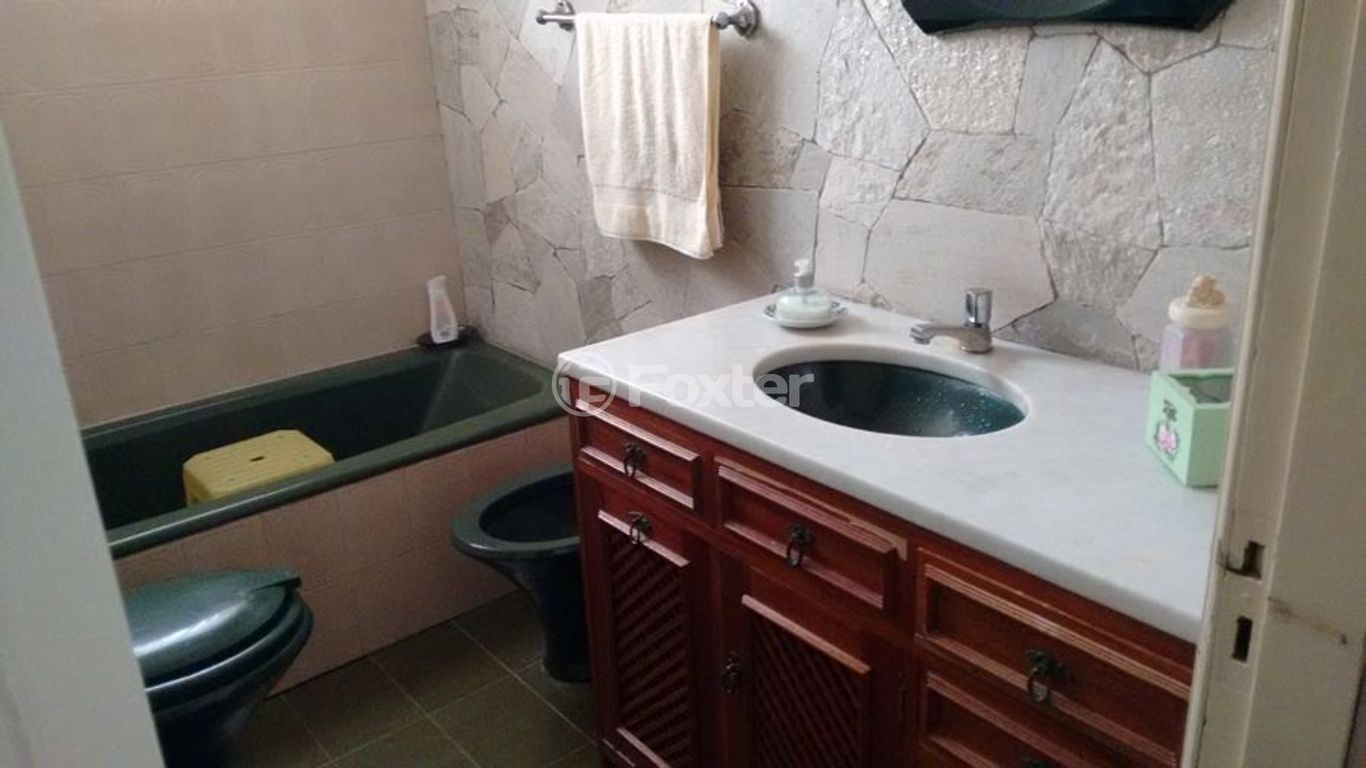 casa sobrado para comprar em Bastian, 191 - foto 8