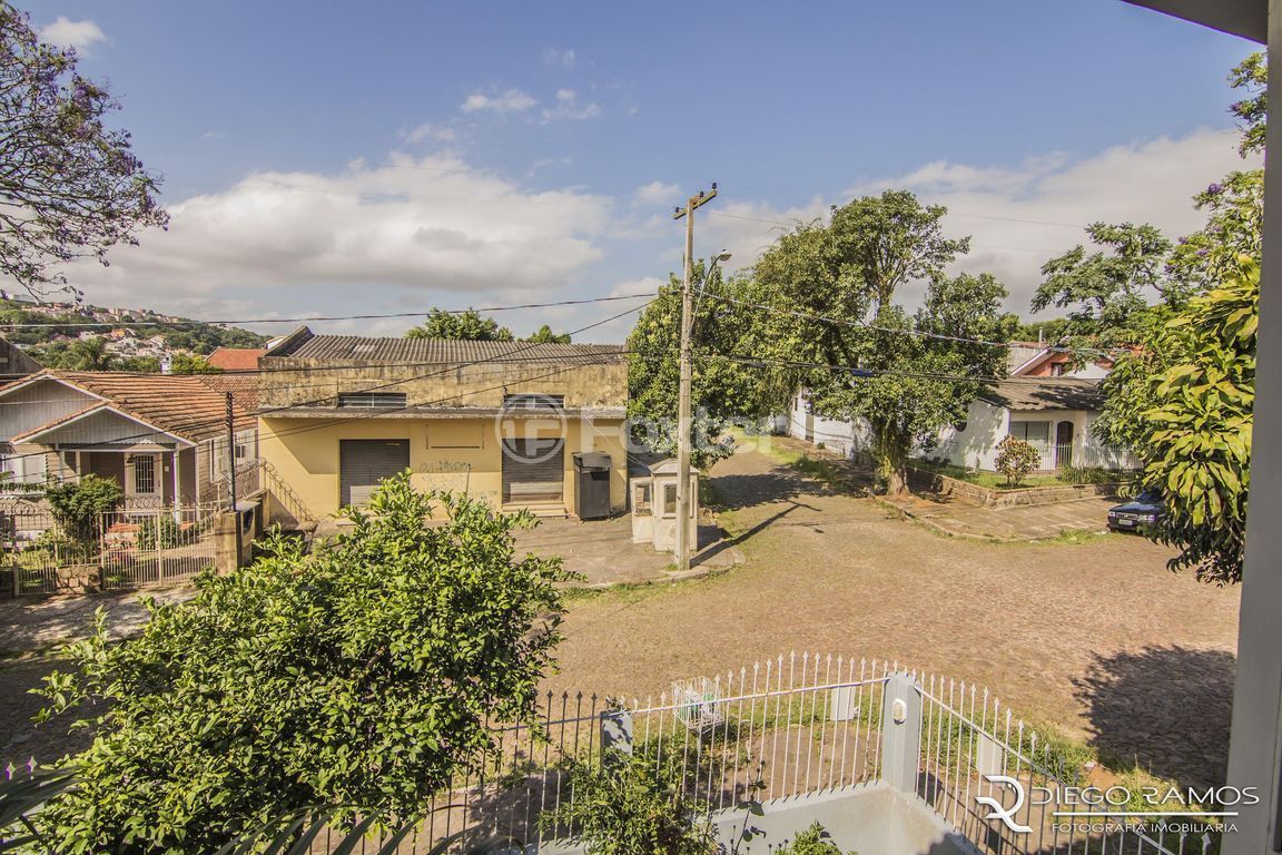 casa sobrado para comprar em Menezes Paredes, 208 - foto 9