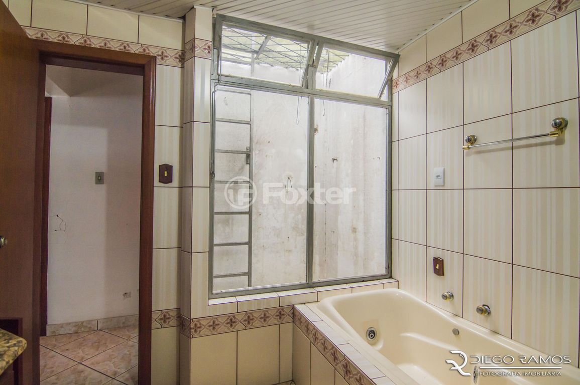 Prédio para comprar em Serafim Alencastro, 235 - foto 20