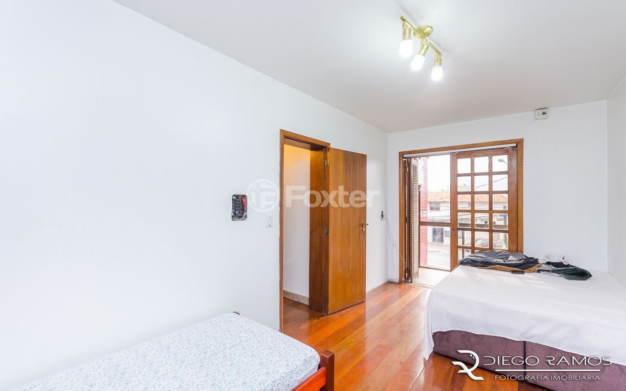 casa sobrado para comprar em Luiz Moschetti, 425 - foto 13