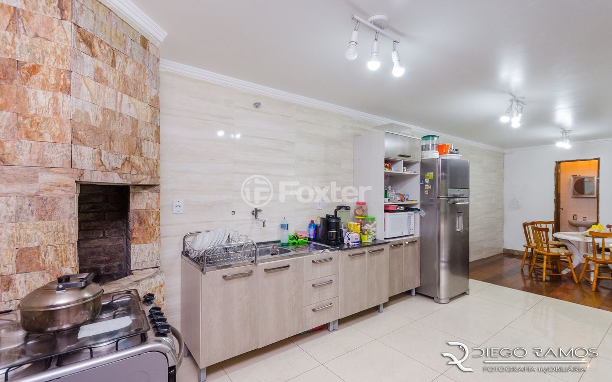 casa sobrado para comprar em Luiz Moschetti, 425 - foto 18