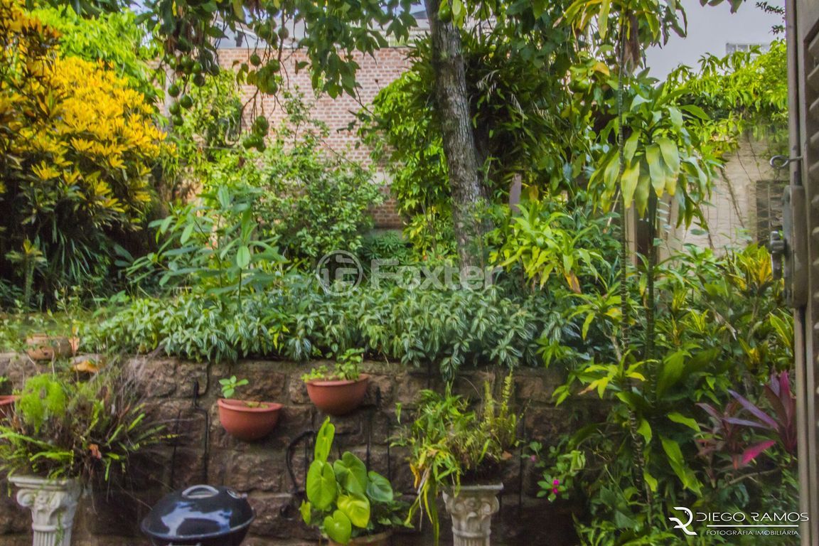 casa sobrado para comprar em Bernardino Caetano Fraga, 156 - foto 10