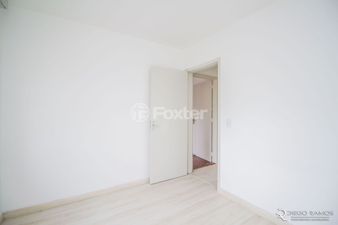 Apartamento para comprar em Sarmento Leite, 995 - foto 14