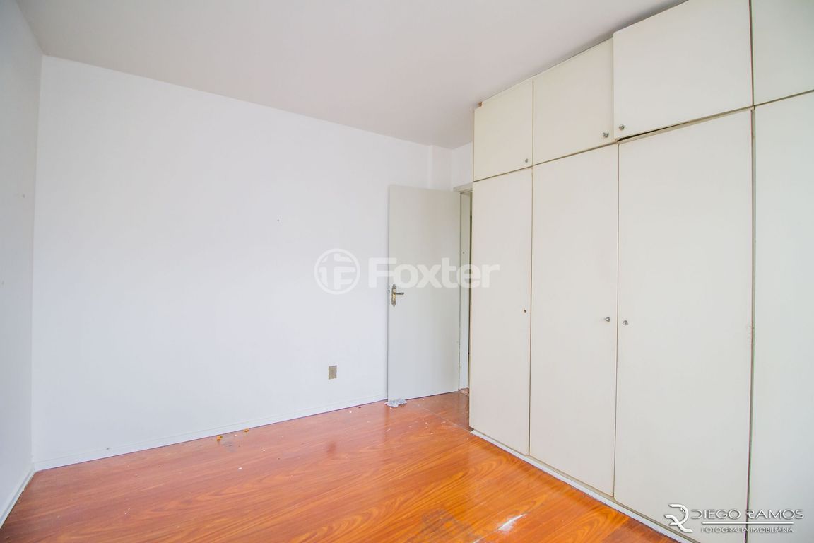 Apartamento para comprar em Sarmento Leite, 995 - foto 23