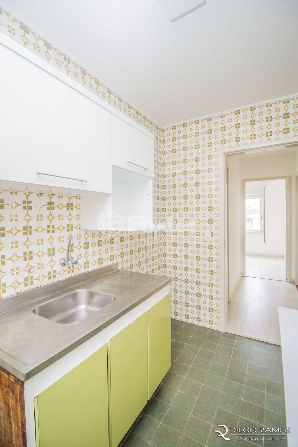 Apartamento para comprar em Sarmento Leite, 995 - foto 29