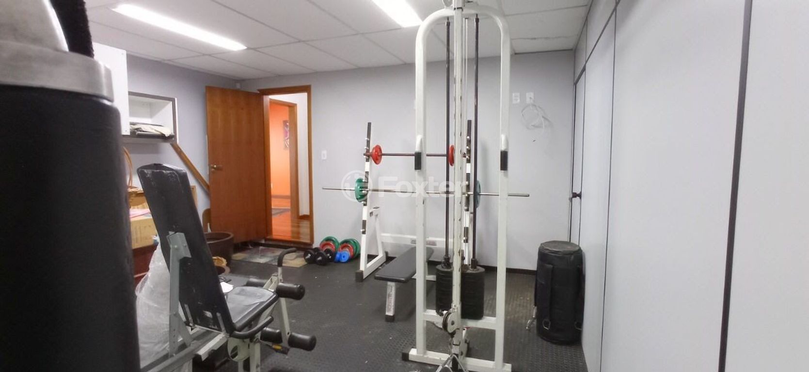 casa sobrado para comprar em Maestro Salvador Campanella, 46 - foto 15