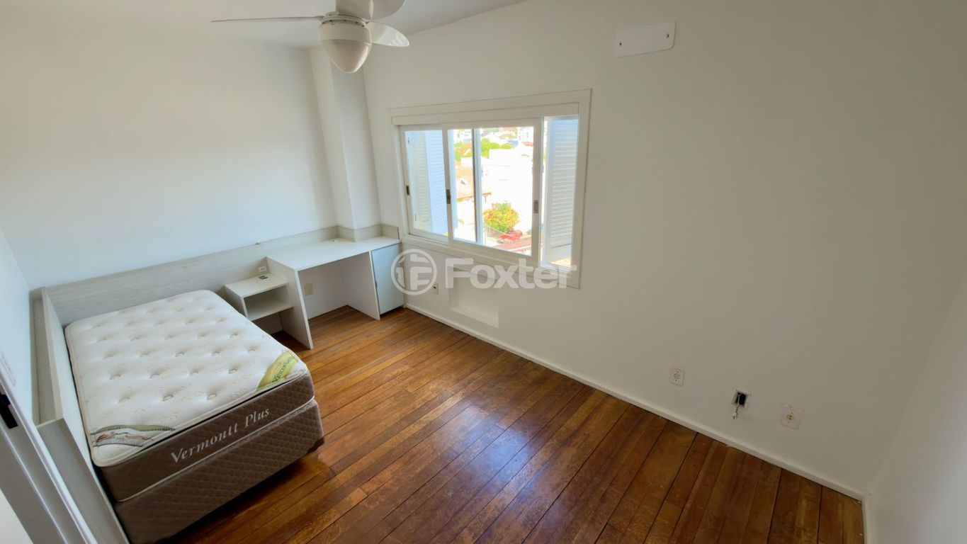 casa sobrado para comprar em Dante Poggetti, 135 - foto 17